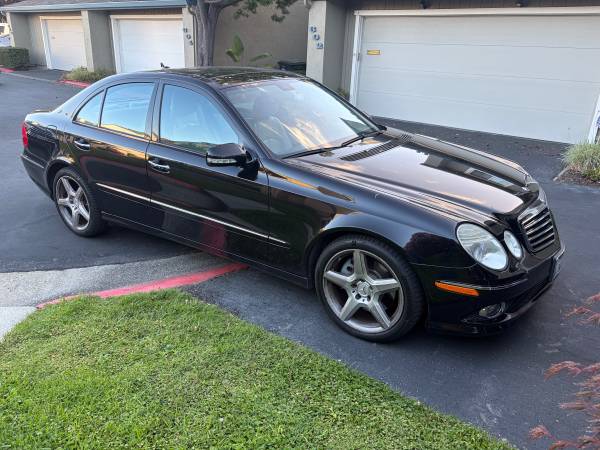 2009 Mercedes-Benz E-Class Base E 320 BLUETEC — photo 2