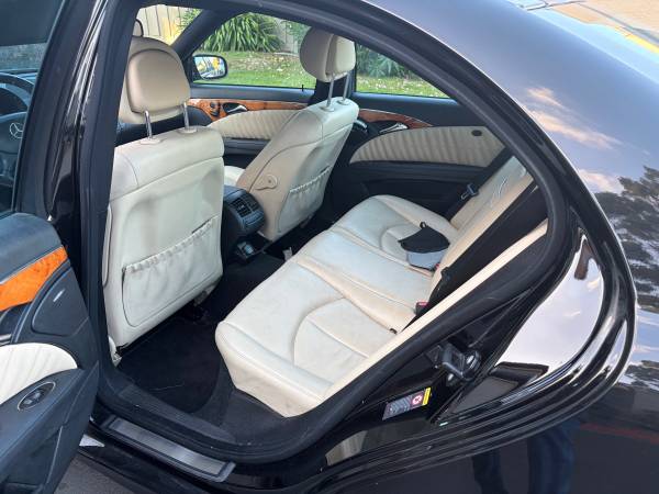 2009 Mercedes-Benz E-Class Base E 320 BLUETEC — photo 6