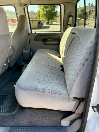 1999 Ford F 350 XLT 4x4 SD Regular Cab 137 in. WB SRW HD Manual — photo 5