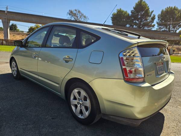 2008 Toyota Prius Base — photo 3