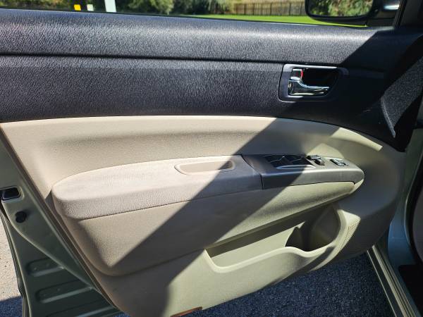 2008 Toyota Prius Base — photo 10