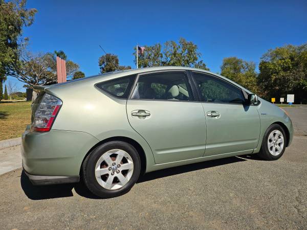 2008 Toyota Prius Base — photo 4