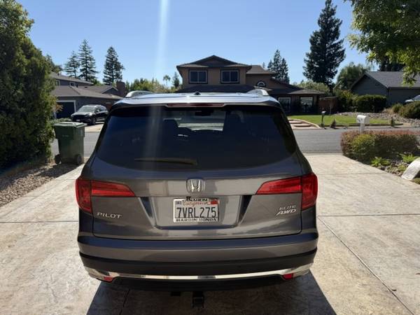 2016 Honda Pilot Elite 4dr All-wheel Drive Automatic — photo 6