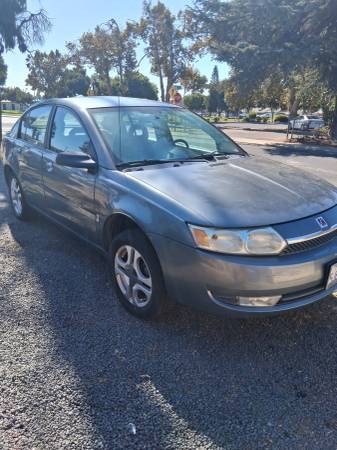 2004 Saturn ION 3 4dr Coupe CVT — photo 2