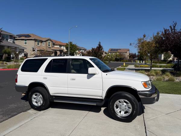 1999 Toyota 4runner Limited V6 4dr 4x2 Automatic — photo 8