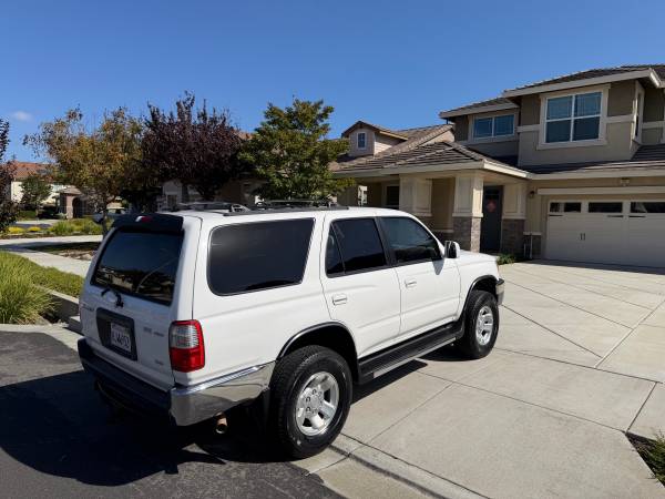 1999 Toyota 4runner Limited V6 4dr 4x2 Automatic — photo 6