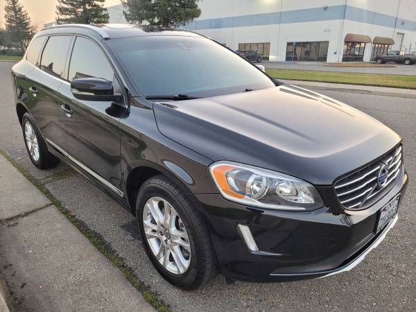 2015 Volvo Xc60 T5 Premier 4dr Front-wheel Drive Automatic — photo 3