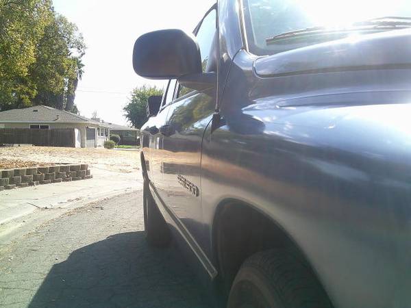 2005 Dodge RAM 2500 SLT 4x2 Quad Cab 160.5 in. WB Automatic — photo 10