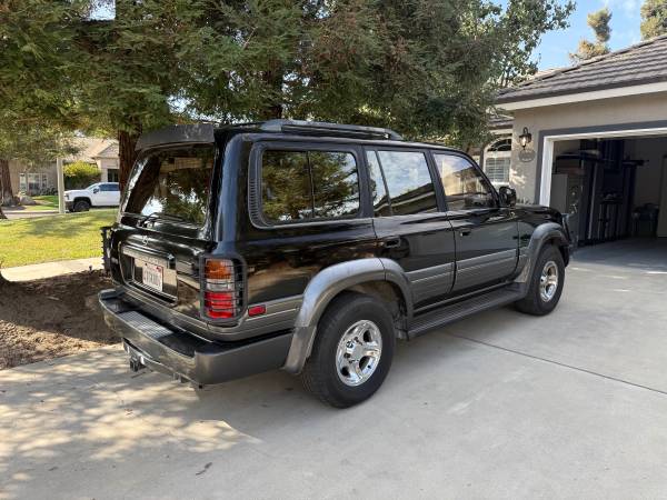 1996 Lexus LX 450 Base 4dr 4WD SUV — photo 2