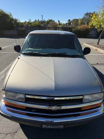 1998 Chevrolet Chevy VAN Base 3dr G3500 Cargo Van — photo 3