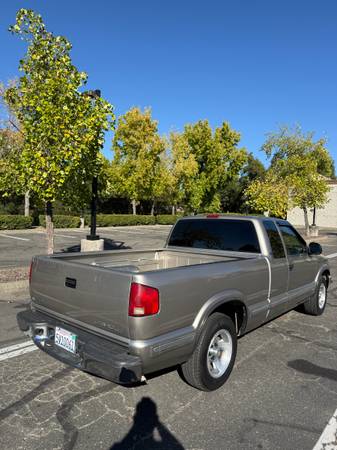 1998 Chevrolet Chevy VAN Base 3dr G3500 Cargo Van — photo 4