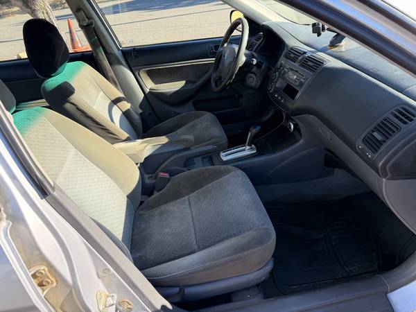 2004 Honda Civic HX 2dr Coupe CVT — photo 9