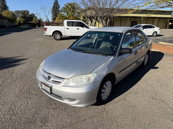 2004 Honda Civic HX 2dr Coupe CVT — photo 6