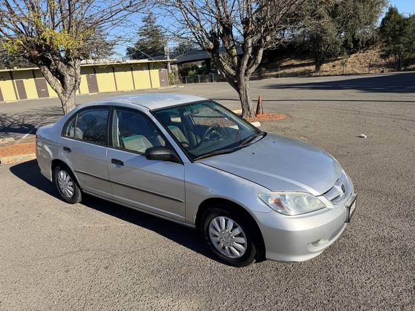 2004 Honda Civic HX 2dr Coupe CVT — photo 1