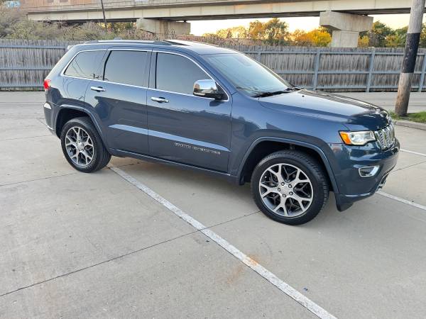 2020 Jeep Grand Cherokee Overland 4dr 4x2 Automatic — photo 3