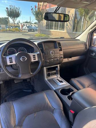 2012 Nissan Pathfinder Silver — photo 9