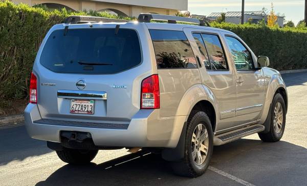 2012 Nissan Pathfinder Silver — photo 4