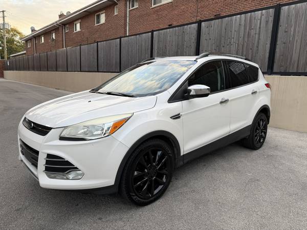 2015 Ford Escape SE 4dr 4x4 Automatic — photo 1