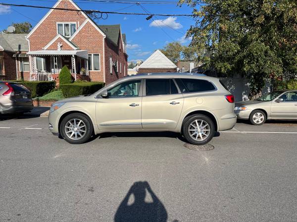 2013 Buick Enclave Leather — photo 2