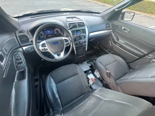 2015 Ford Explorer XLT 4dr 4x4 Automatic — photo 7