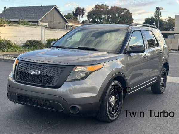 2015 Ford Explorer XLT 4dr 4x4 Automatic — photo 1