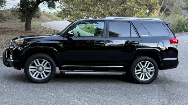 2010 Toyota 4runner Limited V6 4dr 4x2 Automatic — photo 2