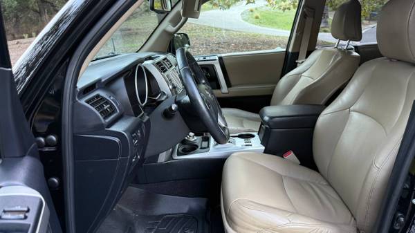 2010 Toyota 4runner Limited V6 4dr 4x2 Automatic — photo 6