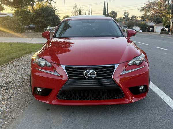 2016 Lexus IS 200t Base — photo 1