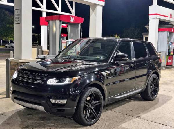 2016 Land Rover Range Rover Sport V6 Turbocharged Diesel HSE Td6 — photo 10