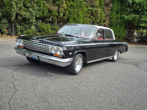 1962 Chevrolet Impala Sedan — photo 3