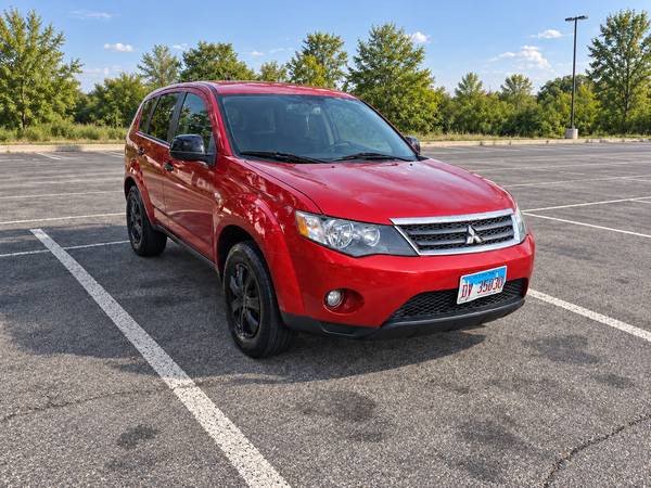 2009 Mitsubishi Outlander SE 4dr 4x4 CVT — photo 2